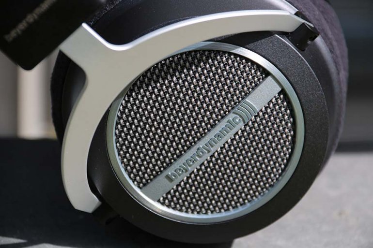 Review: Beyerdynamic Amiron Home | The Master Switch